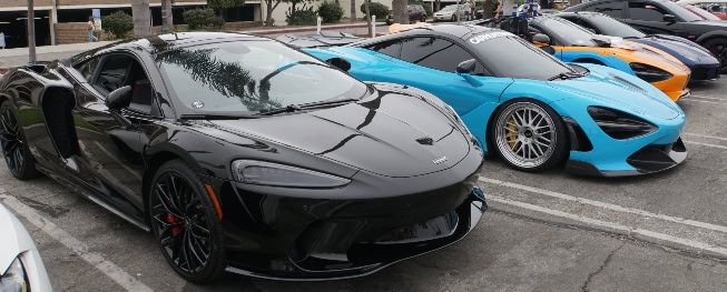 Zuma Cars And Coffee - row of McLarens
